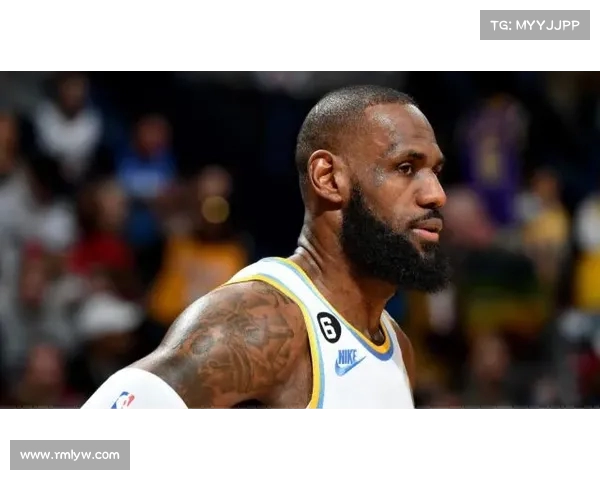 里斯詹姆斯再遭腿筋伤势短期内难以复出激增球队伤病压力 里斯詹姆斯再遭腿筋伤势短期内难以复出激增球队伤病压力